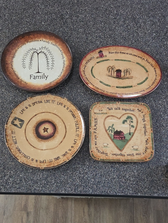 Other - Set of 4 Rustic Family Decorative Plates - Neutral Brown & Cream